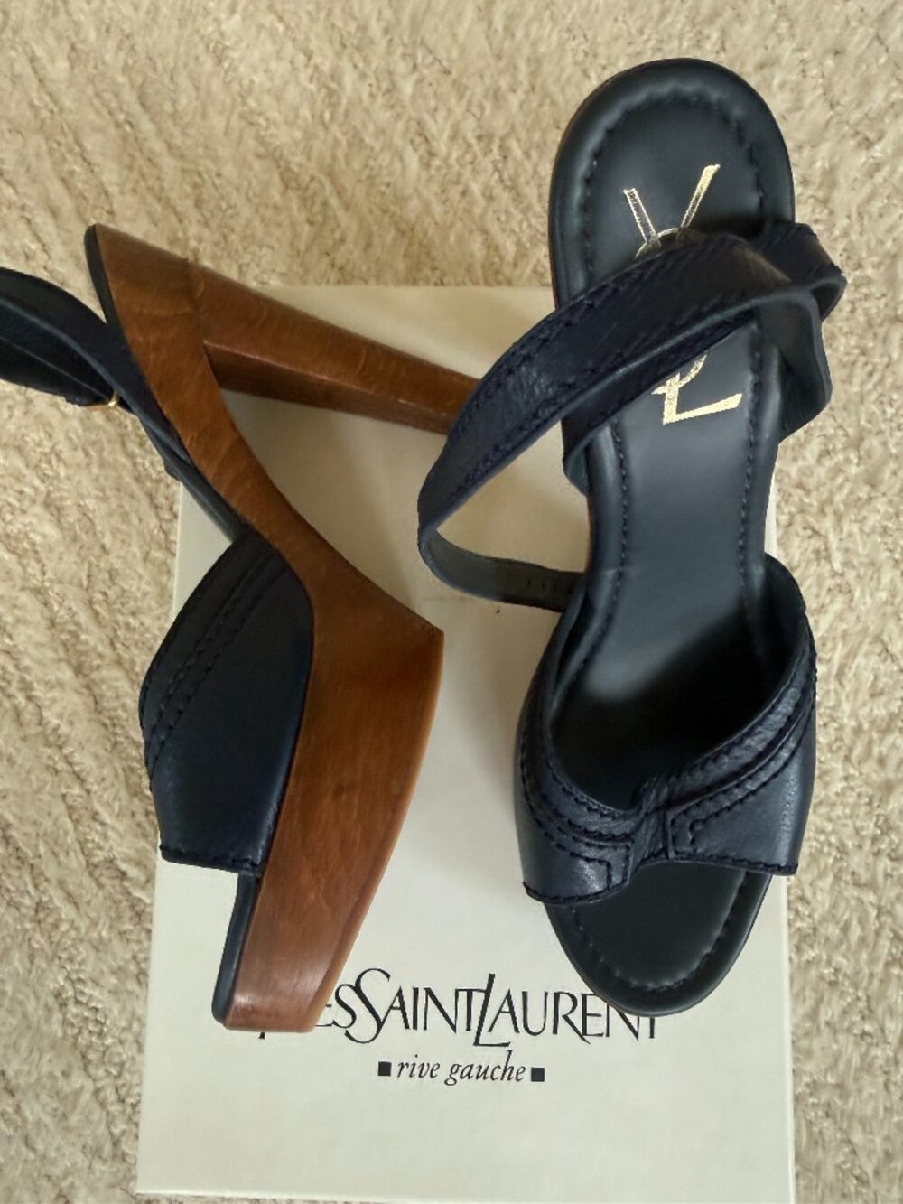 Yves Saint Laurent Essaouira platform sandal Size 38.5